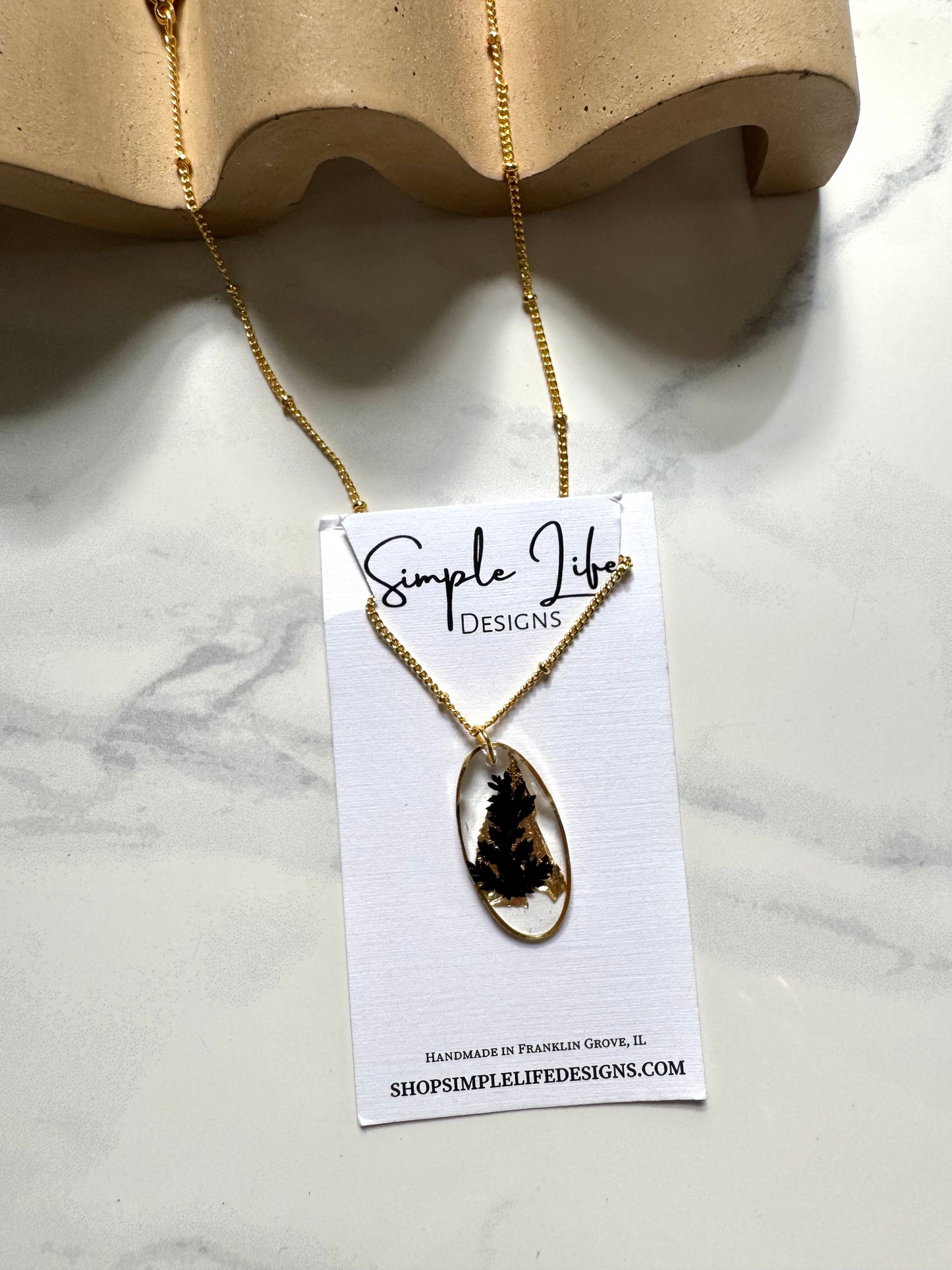 Black and Gold Leaf Oval