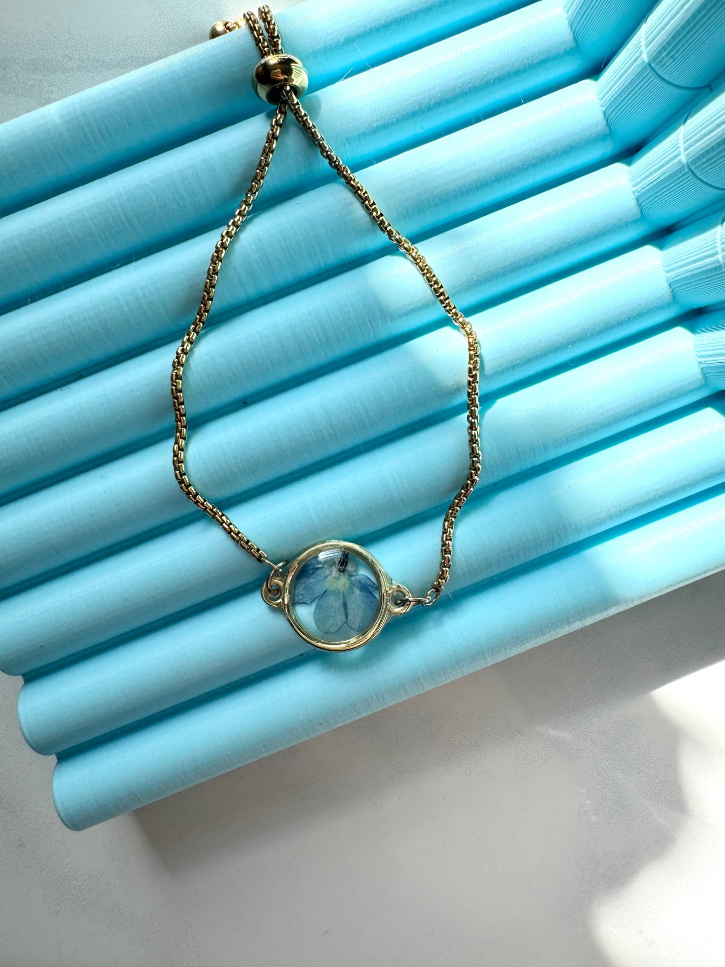 Blue Flower Gold Circle Bracelet