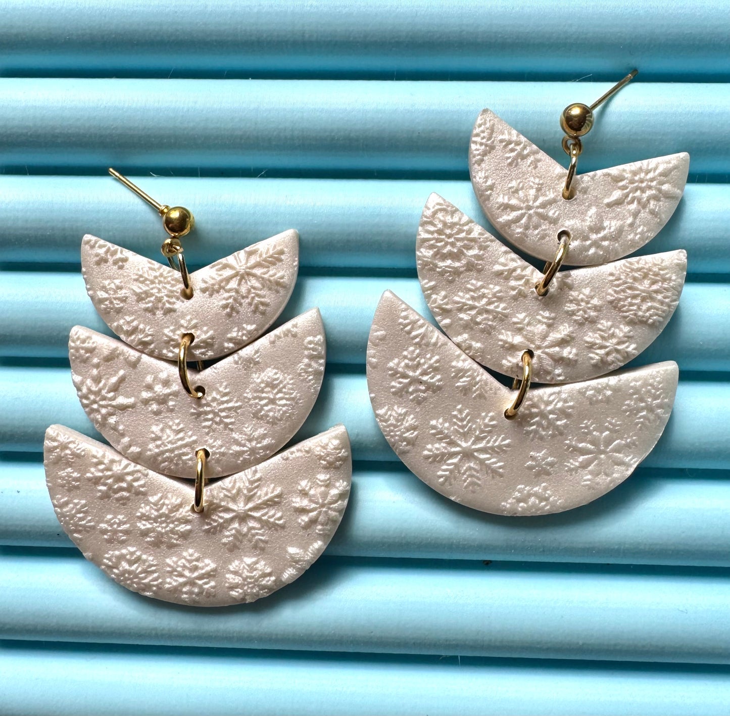 Pearl Snowflake Texture Dangles