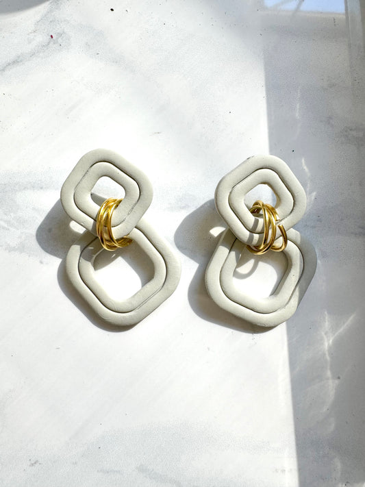 Figure 8 Jumpring Earrings