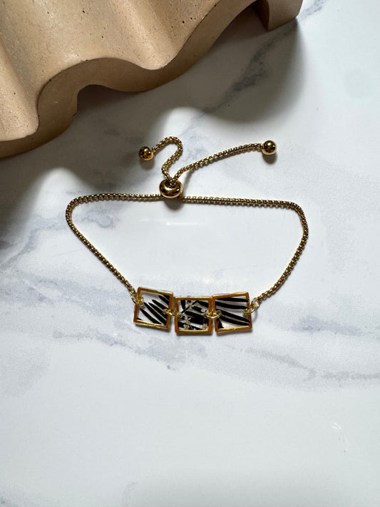 Black Leaf Square Bracelet