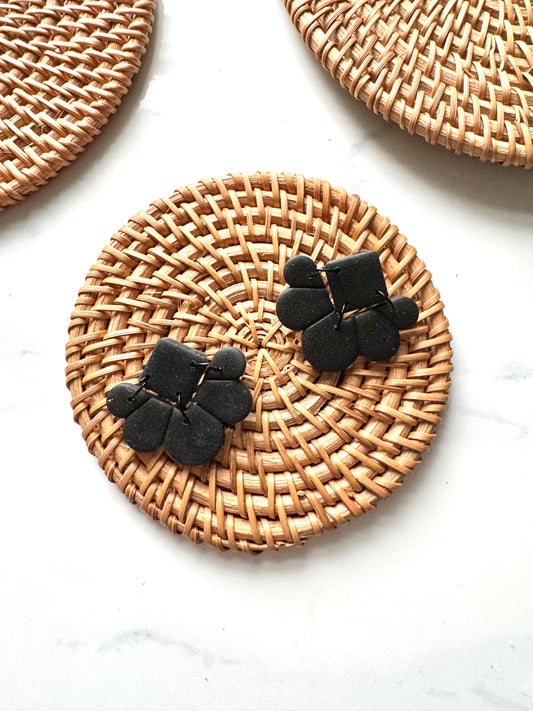 Black Scalloped Fan Studs