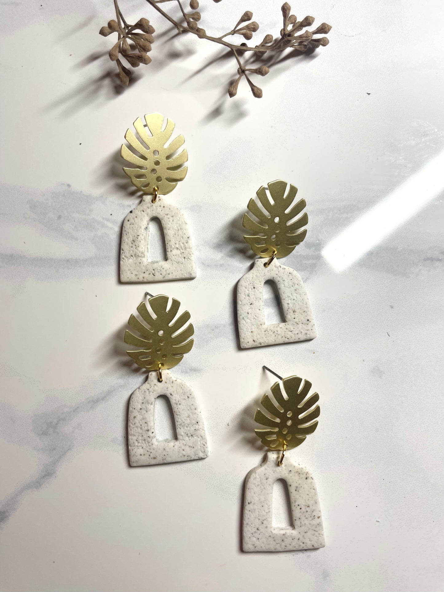 Monstera Vase Dangles